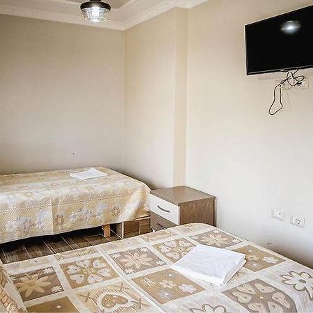 Vila Leo Lux Корча Экстерьер фото