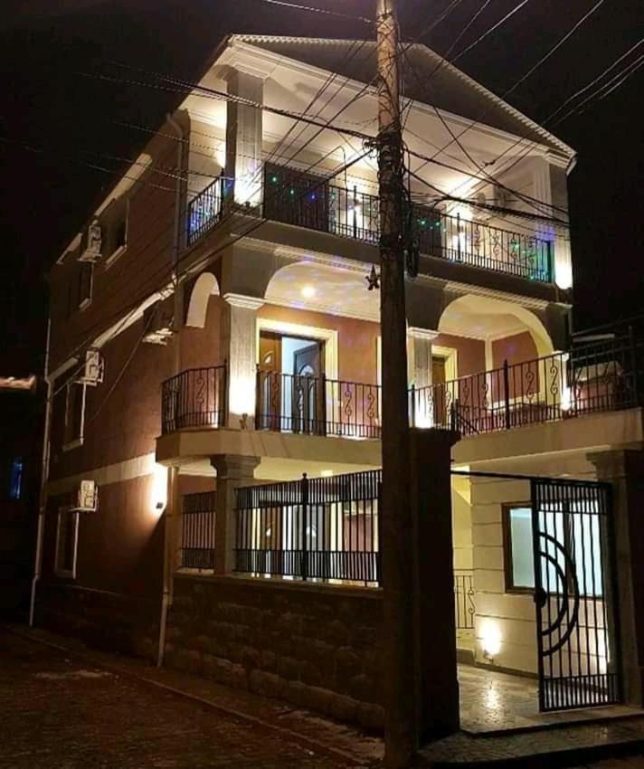 Vila Leo Lux Корча Экстерьер фото