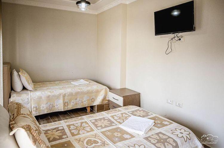 Vila Leo Lux Корча Экстерьер фото